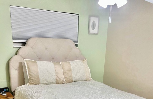 Altamonte Springs Apartamento | Enjoy your stay in our cozy 2 bedroom 1 bath Guest suite.Newly renovated space