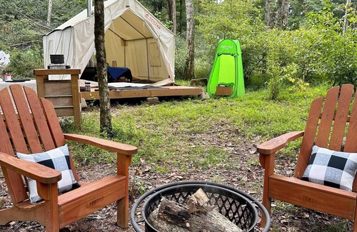 Oak Grove Alquiler De RV | Enjoyable 1-bedroom campsite in Clarksville on Red River