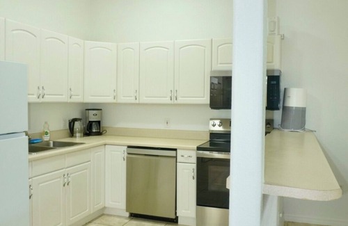 Warm Mineral Springs Condominio | Enjoyable 2-bedroom/2 Bathroom condo with AC in North Port