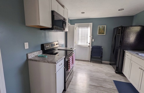 Springfield Cabaña | Enjoyable cottage with AC in charming Springfield