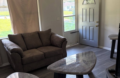 Lafayette Casa | Enjoyable Furnished 2-bedroom 1 bath House in Lafayette