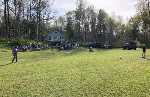 Van Buren Cabina | Enjoyable, one bedroom, off grid cabin on the Saint John River