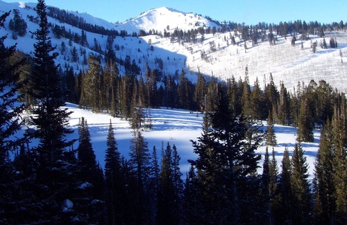 Park Meadows Condominio | Enjoyable Park City rental-5 minute walk to the PCMARC center on the free city s