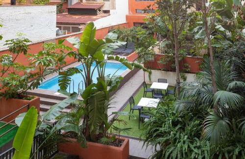 la Vila de Gracia Apartamento | Enjoybcn Patio de Gala