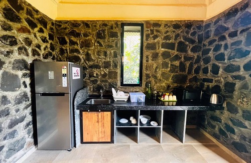 Raigad Cabaña | Enliven Homestay, Alibag