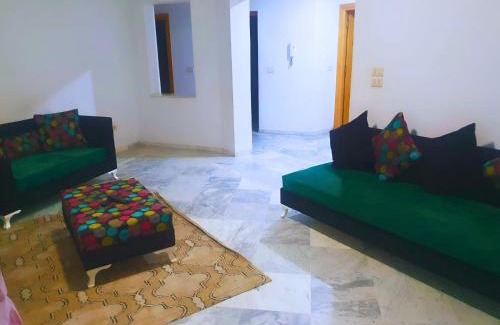 Ennasr Apartamento | Ennasr 2 - Jolie S2 avec Internet - Parfait Pour Les familles - Vue panoramique sur la Tunisie - Service Navette