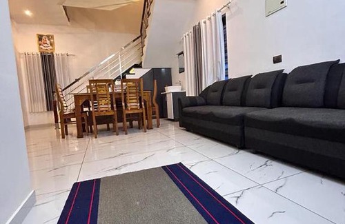 Kuzhuppilly Casa | ENOCEAN HOMESTAY