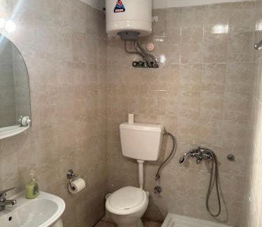 Dispilio Casa | Enoikiazomena Domatia Lazaros