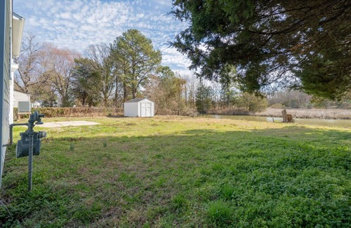Hampton Casa | Enormous 6 BR Family Style Home By Waterside