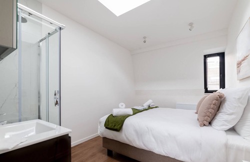 Quartier des Libertes - Vrijheidswijk Apartamento | Enseignement IV - Dos Habitaciones Piso, Capacidad 4