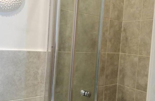 Burnley Casa | Ensuite Double-bed (G3) close to Burnley city centre