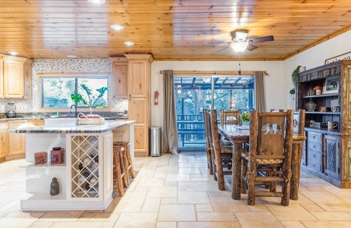 Big Bear Cabina | Entertainment Cabin #610
