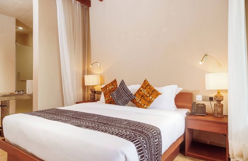 Bujenje Cabina | Entikko Safari Lodge