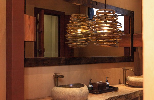 Bujenje Cabina | Entikko Safari Lodge