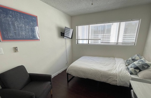 Palms Apartamento | Entir studio in Culver City close to Sony Studios
