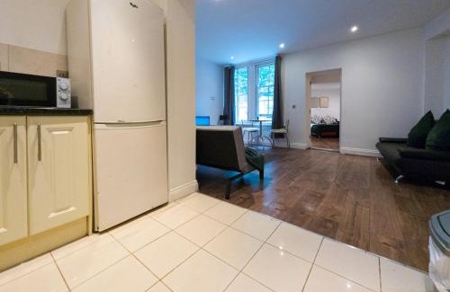 Buckland Apartamento | Entire 1 Bedroom Apartment - Private, Self-Contained & Great Value