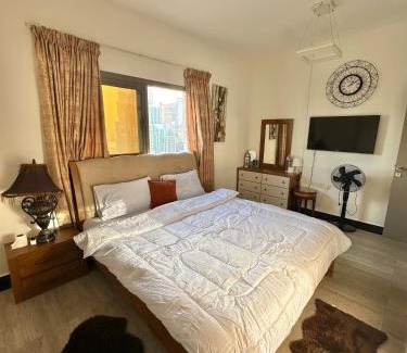 Sharjah Apartamento | Entire 1-Bedroom Apartment with Balcony, Sharjah