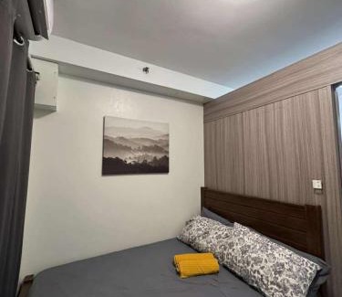 Barangay 76 Apartamento | Entire 1 BR condo unit with balcony at MOA complex