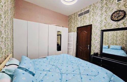 Ajman Apartamento | entire 1BHK with Free parking and WIFI in the heart of Ajman City only for Families