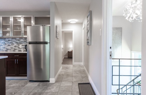 Waterloo Apartamento | ENTIRE 2 BEDROOM APARTMENT UPTOWN WATERLOO