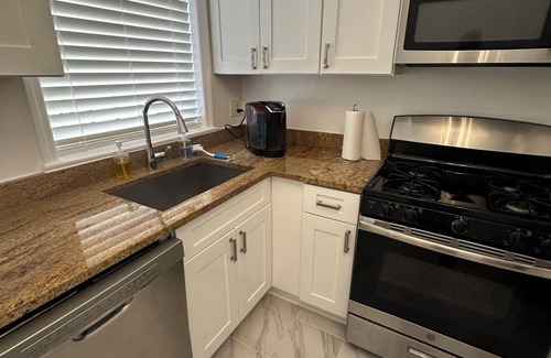 Mount Vernon Square Casa | Entire 2 Bedroom House in NW DC