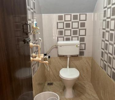 Tiruvannamalai Casa | Entire 2BHK and a garden parking
