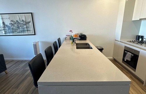 Pagewood Apartamento | Entire 2BR Cozy Apartment near Airport and CBD