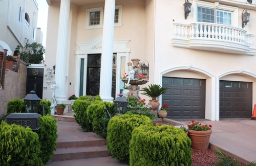 Wilshire Montana Casa | Master Suite de lujo de Santa Mónica más 2 habitaciones para 6ppl