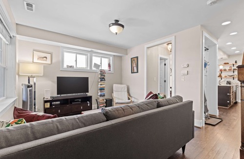 Kingman Park Casa | Entire 3-BR Row House in Peaceful Kingman Park DC