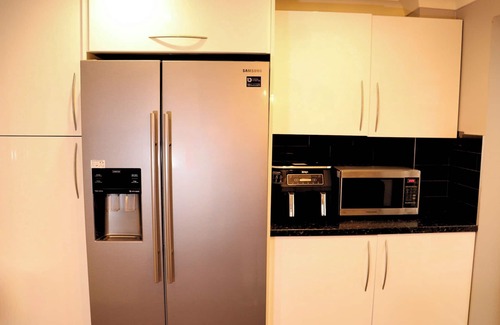 Yeading Casa | Entire 3BR House Near Heathrow – Garden, Free WiFi & Parking, Family-Friendly
