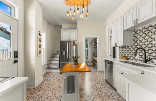 Whittier Casa | Entire 3BR House w/ hot tub, free parking, RINO/DT