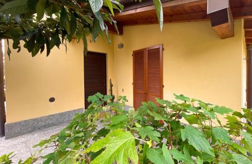Seregno Apartamento | Entire accommodation with private garden near Milan and Lake Como - Free parking - Family friendly