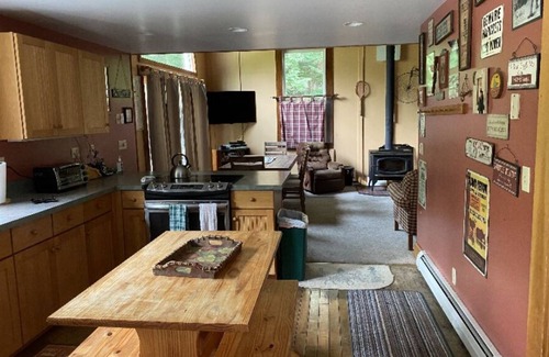 Jamaica Casa | Entire Cabin - The Old Church - Mins from Stratton Mountain