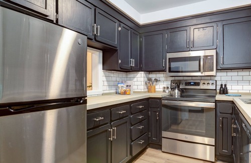 Winston - Salem Condominio | Entire condo in historic downtown Winston-salem building