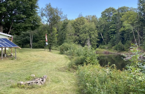 Minden Hills Casa | Entire cottage Retreat on the Irondale River