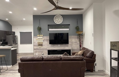 Pueblo West Casa | Entire cozy 3-bedroom house in Pueblo West!