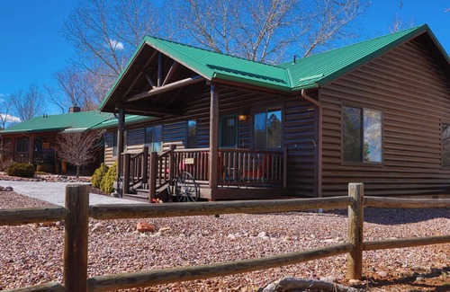 Heber Cabina | Summer Getaway - Cabin @ Bison Ranch