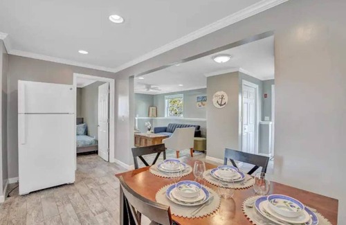 Hampton Casa | Entire Duplex - Family, Pet & Kid Friendly - River View Fire Pit - Backyard