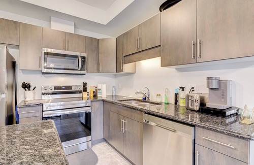 Niagara Falls Casa | Entire Family House 4 Bedroom - Niagara Falls