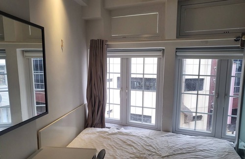 Sheung Wan Apartamento | Entire flat with 3 bedroom, 3 bath room, in the heart of Hong Kong
