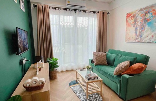 Talat Yot Apartamento | Entire floor,Decorated cozy home, near Grand Palace