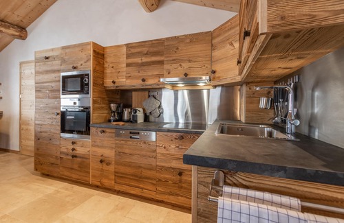 Arc-1600 Chalet De Esquí | Todo el chalet renovado en las laderas 5 minutos a pie Arco 1600 8ch 6sdb 24pers