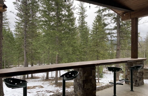 Bonner County Casa | Entire guesthouse, quiet wooded area of Cocolalla
