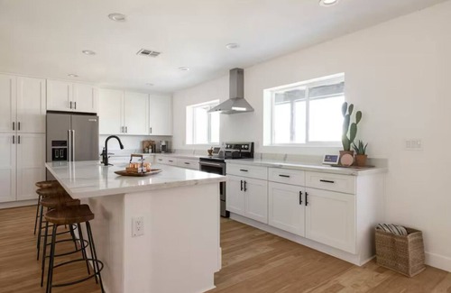 Litchfield Park Casa | Entire Home: A Modern Desert Oasis