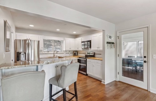Big Canoe Casa | Entire home, Big Canoe Lakefront Property