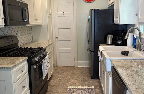 Marietta Casa | Entire home, charming 3-2 near the Marietta square!