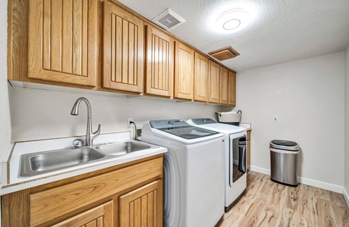 Arrowhead Lakes Casa | Entire Home in Arrowhead Ranch on the Legends Golf Course