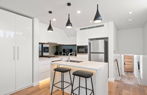 Rose Bay Casa | Entire home in North Bondi, Australia
