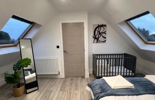 Nottingham Casa | Entire home in Nottingham for family, friends and contractors