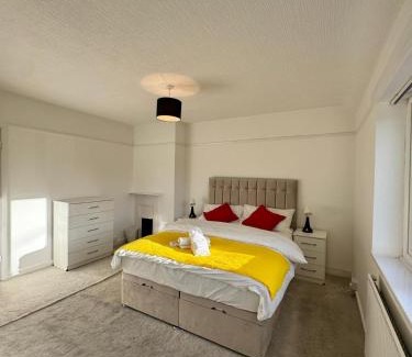 Birmingham Casa | Entire home in Perry Bar,Birmingham,United Kingdom